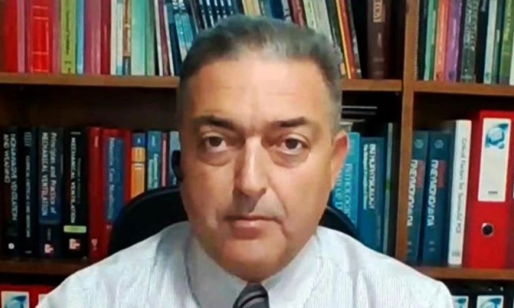 Βασιλακόπουλος: «Αν περιμένουμε μέχρι τον Οκτώβριο για την 4η δόση, είμαστε εκτεθειμένοι»